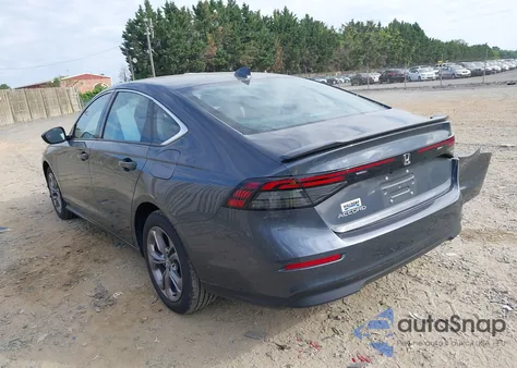 2024 Honda Accord Ex z USA, uszkodzony, nr VIN 1HGCY1F32RA026881